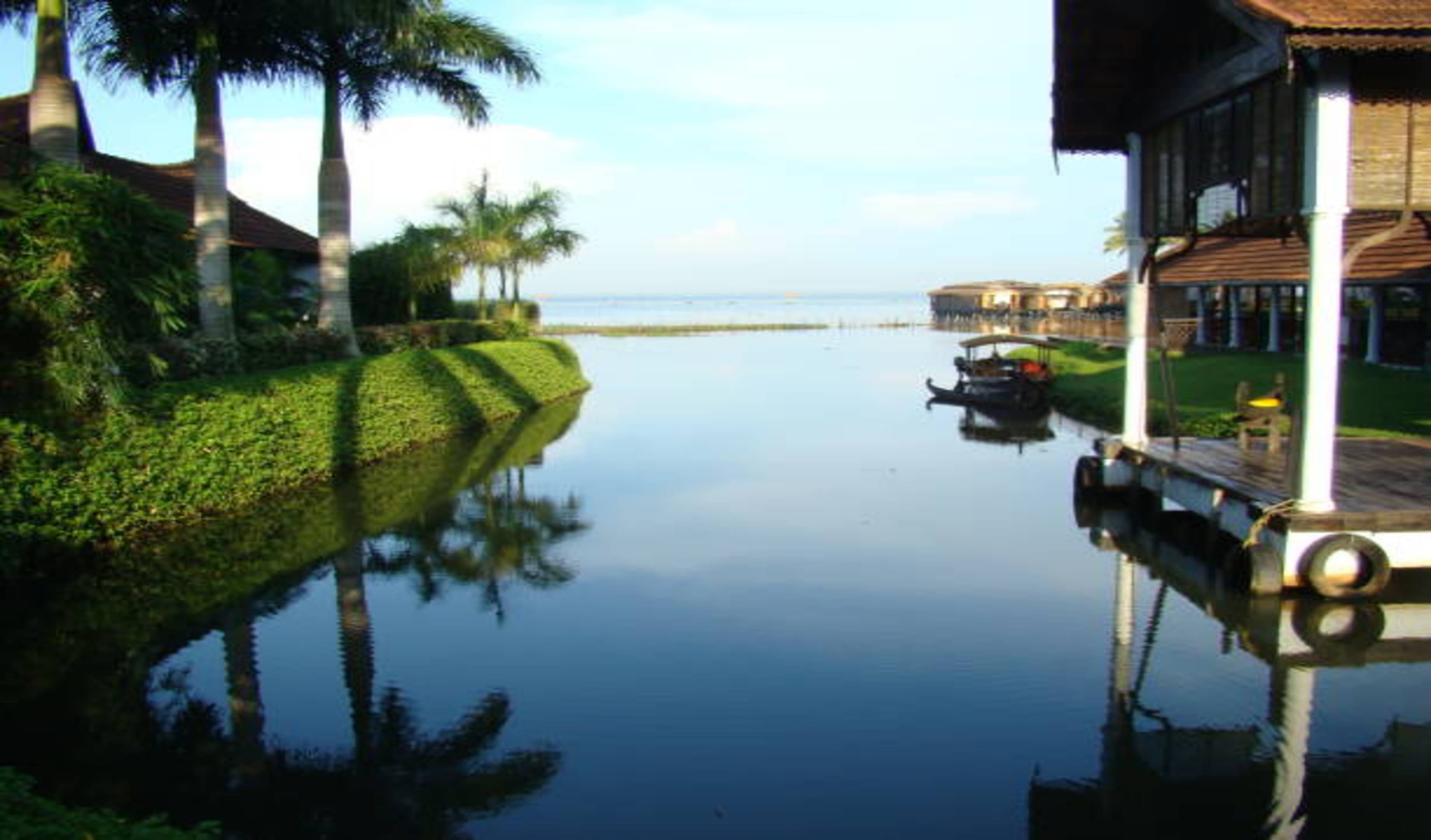 Hill Stations and Backwater Combo
