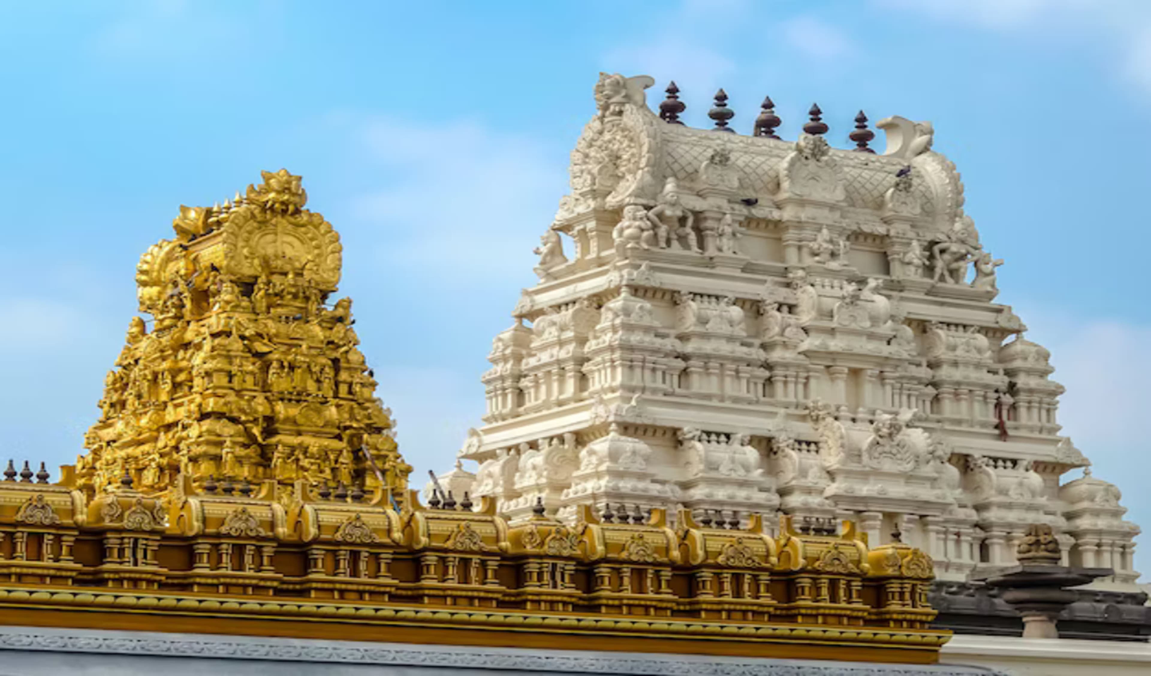 Temple and Hills Explorer